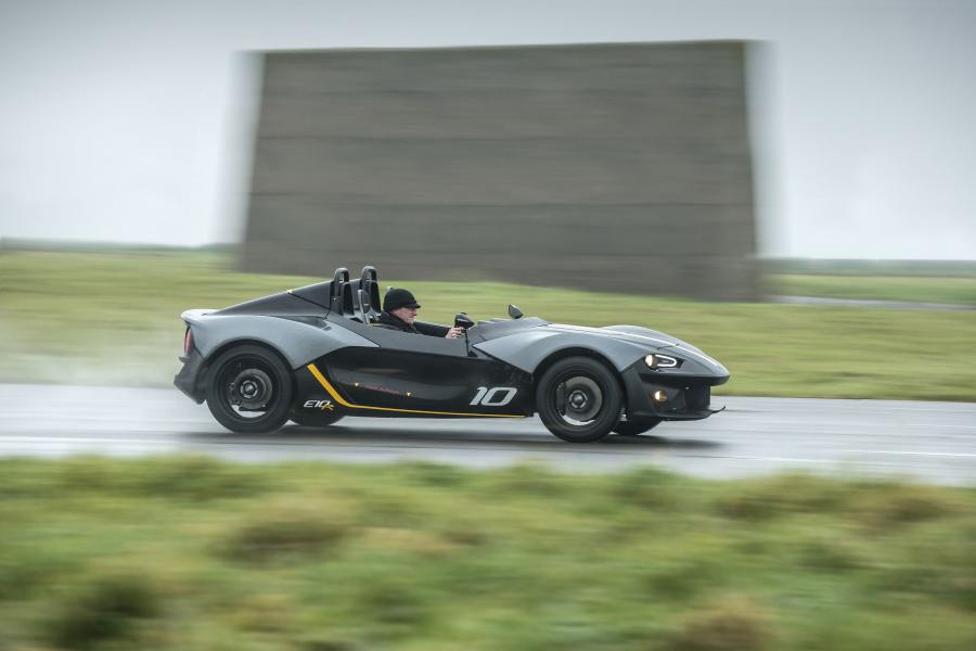  Zenos E10 R 2015 года  (фото 3 из 18)